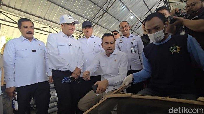Raffi Ahmad Semangati Warga Binaan Nusakambangan: Keluar dari Sini Harus Lebih Baik